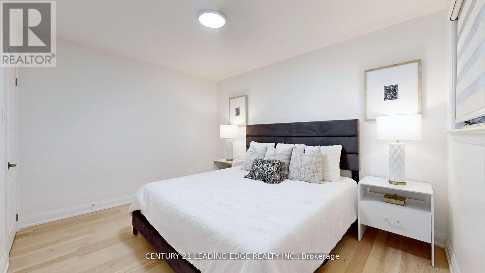 3070 O'hagan Drive, Mississauga, Ontario  L5C 2C5 - Photo 13 - W13499876