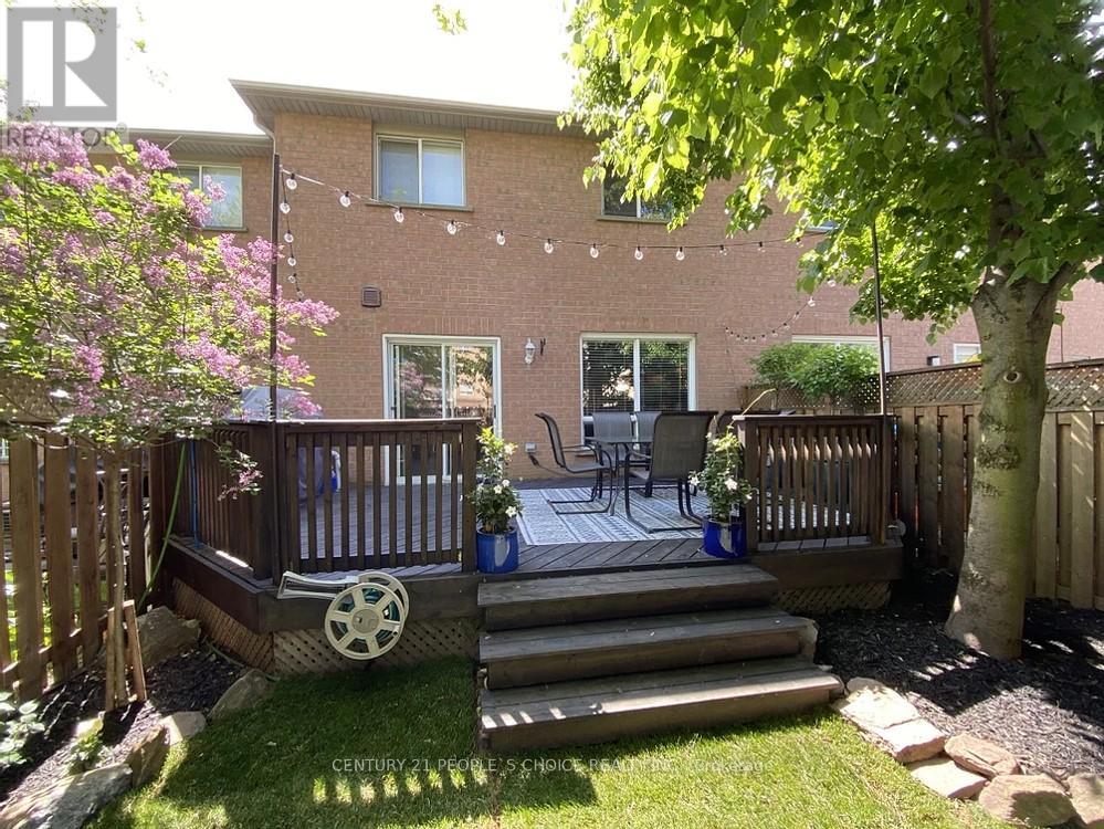 4486 Virtue Court, Burlington, Ontario  L7L 6J9 - Photo 5 - W13499942