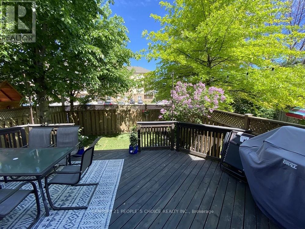 4486 Virtue Court, Burlington, Ontario  L7L 6J9 - Photo 6 - W13499942