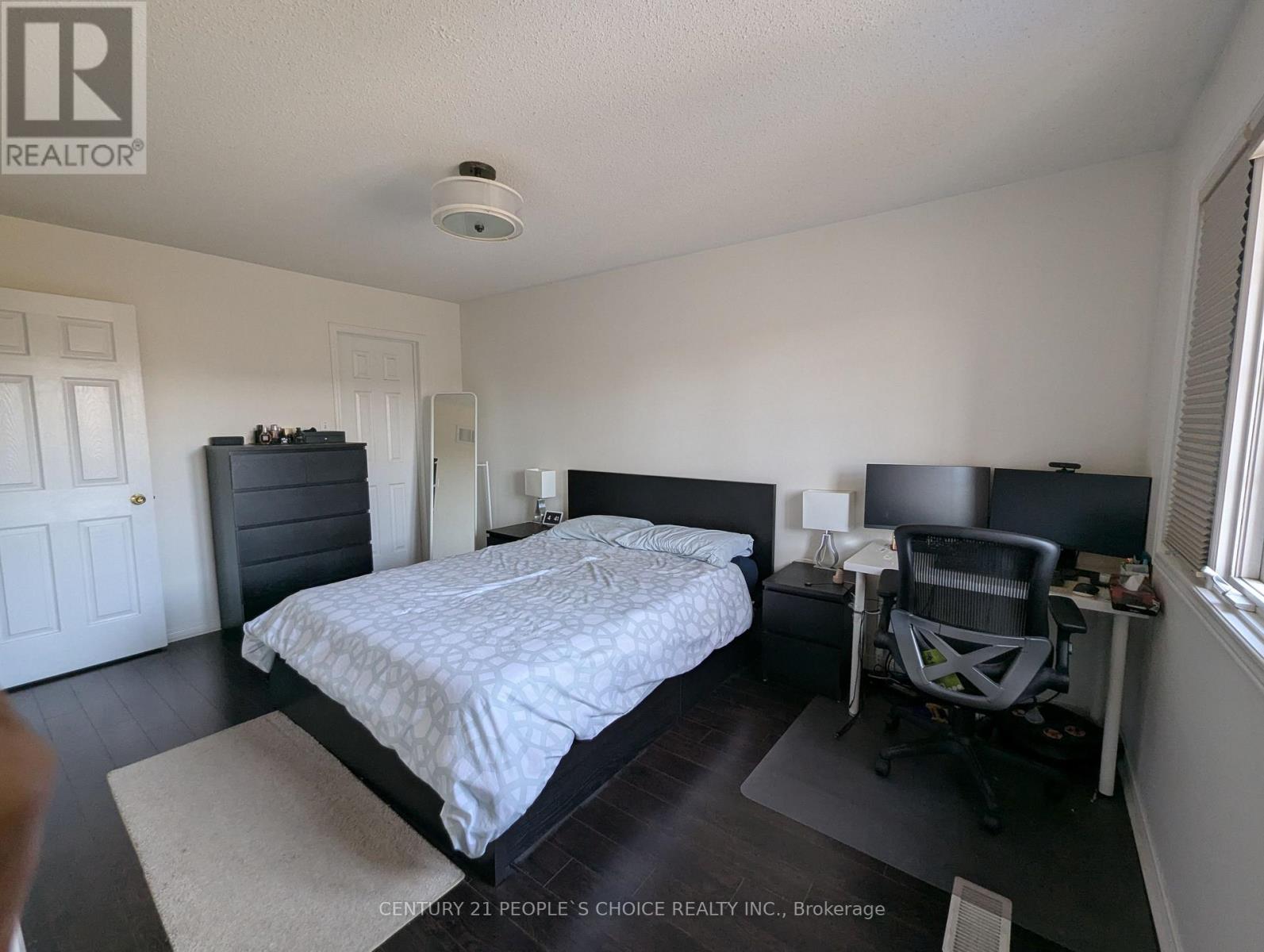 4486 Virtue Court, Burlington, Ontario  L7L 6J9 - Photo 9 - W13499942