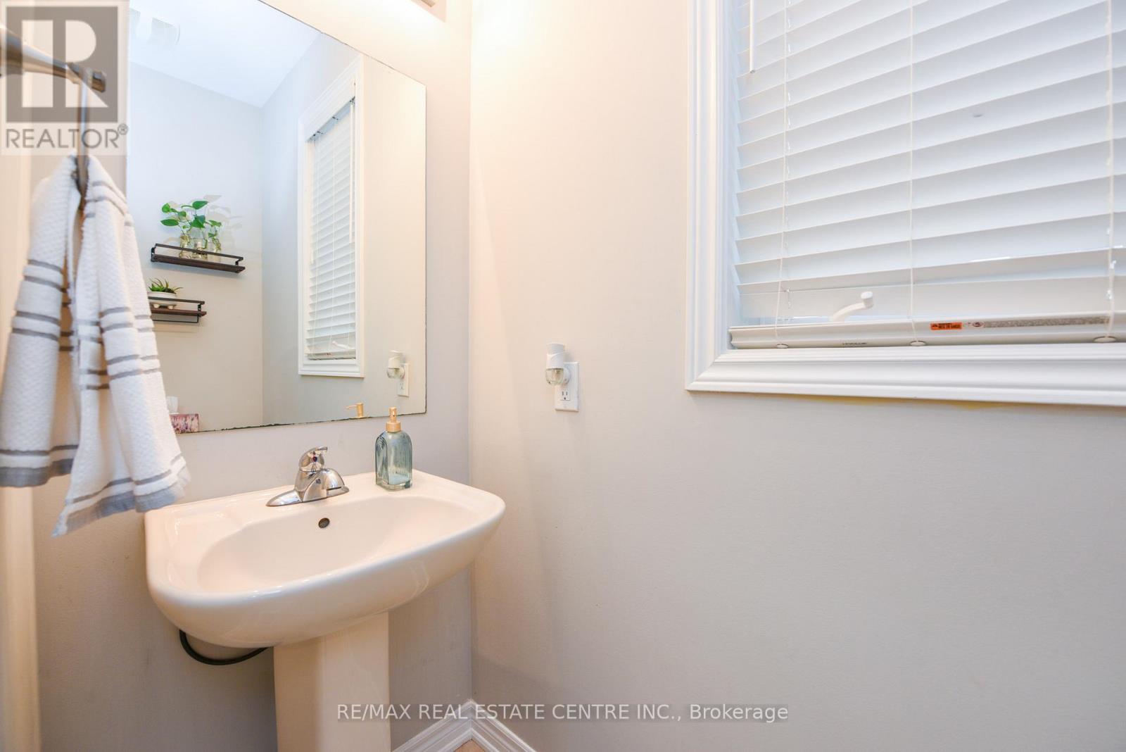 682 Megson Terrace, Milton, Ontario  L9T 8K4 - Photo 16 - W13499992