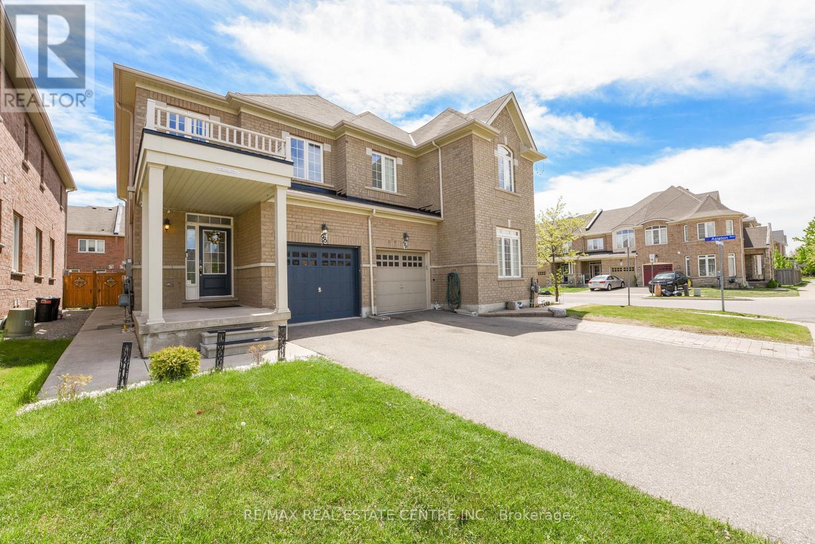682 Megson Terrace, Milton, Ontario  L9T 8K4 - Photo 2 - W13499992