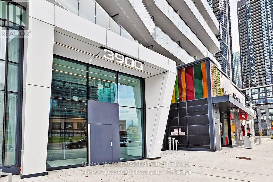 5804 - 3900 Confederation Parkway, Mississauga, Ontario  L5B 0M3 - Photo 2 - W13500028