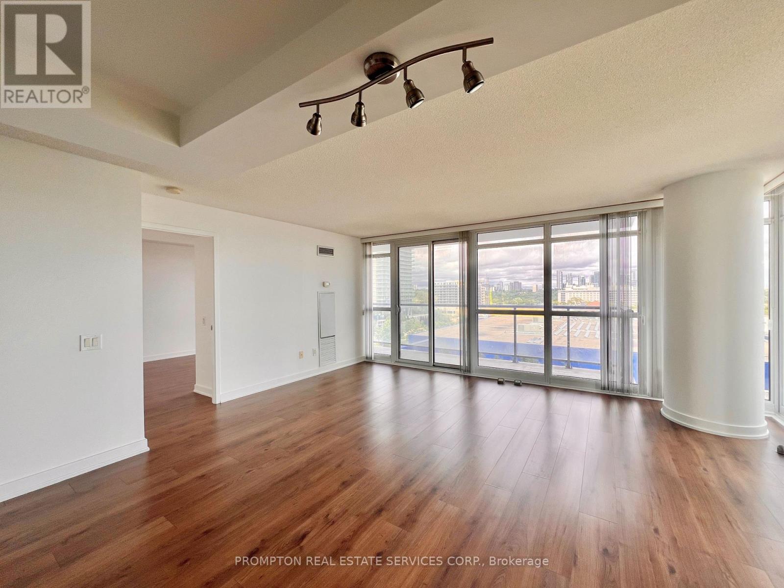 608 - 121 Mcmahon Drive, Toronto, Ontario  M2K 0C1 - Photo 4 - C13478620