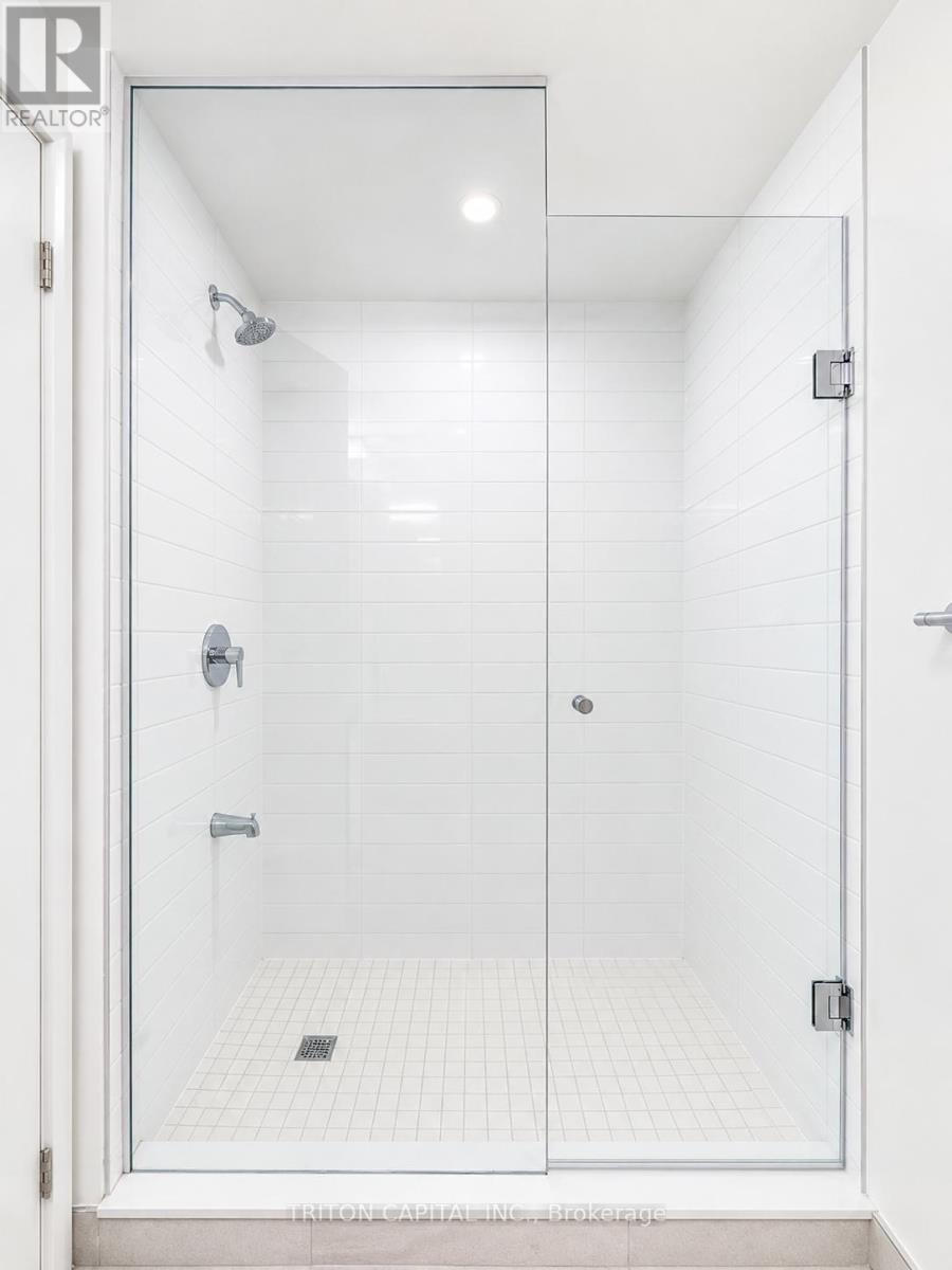 401 - 4010 Eglinton Avenue W, Toronto, Ontario  M9A 4M2 - Photo 9 - W13496592