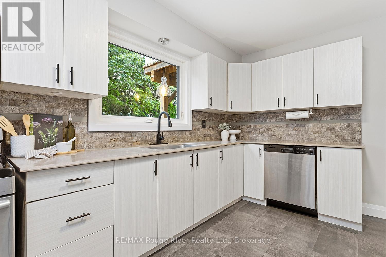 1187 Wakefield Crescent, Oshawa, Ontario  L1H 1W1 - Photo 20 - E13500138