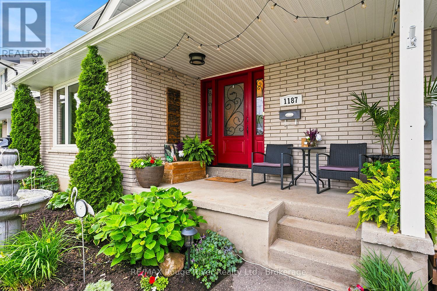 1187 Wakefield Crescent, Oshawa, Ontario  L1H 1W1 - Photo 5 - E13500138