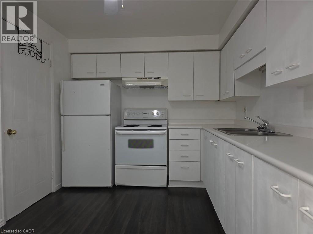 565 Greenfield Avenue Unit# 902, Kitchener, Ontario  N2C 2P5 - Photo 4 - 40843725