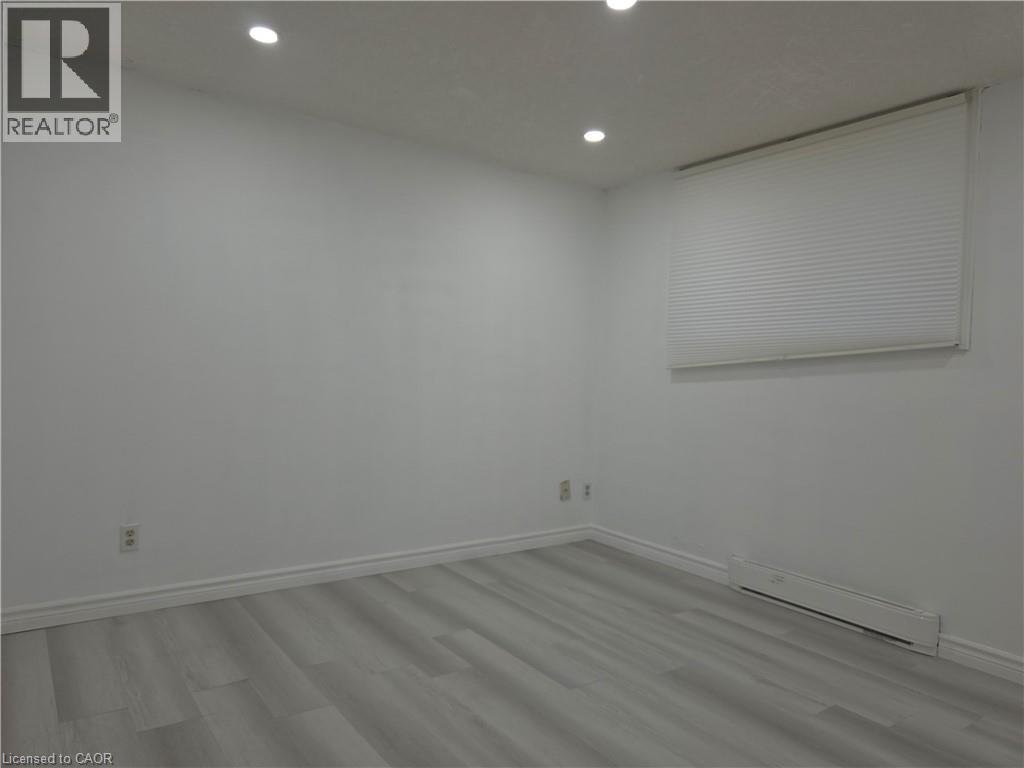 565 Greenfield Avenue Unit# 902, Kitchener, Ontario  N2C 2P5 - Photo 6 - 40843725