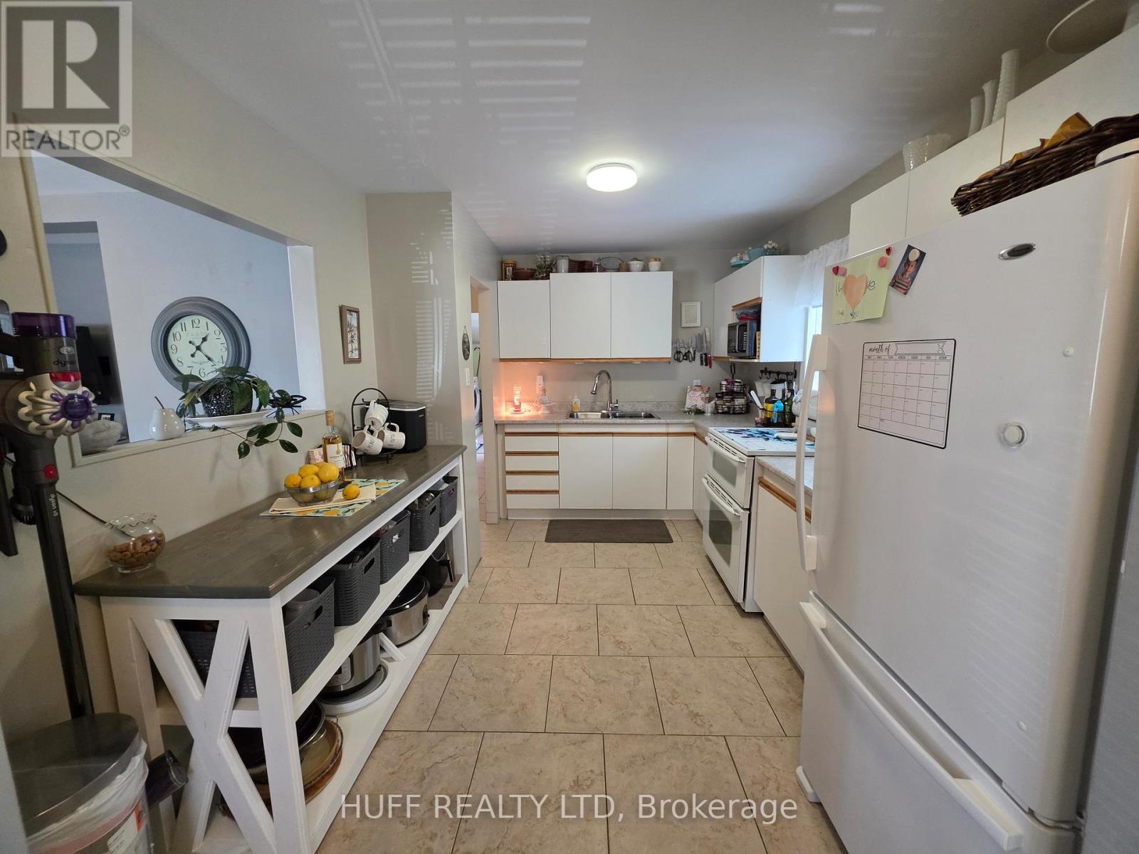 49 Tweedsmuir Road, Kirkland Lake, Ontario  P2N 1J1 - Photo 4 - T13498880