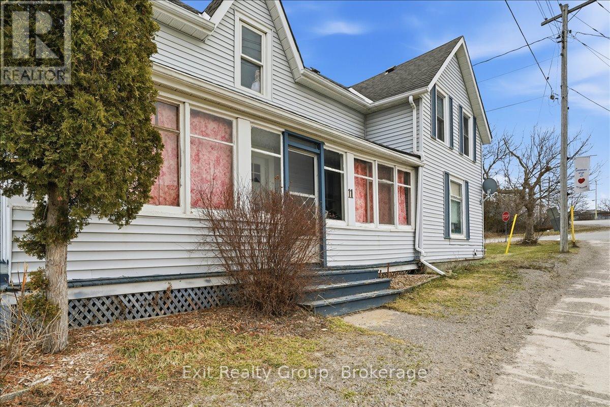 11 Consecon Main Street, Prince Edward County, Ontario  K0K 1T0 - Photo 2 - X13500170