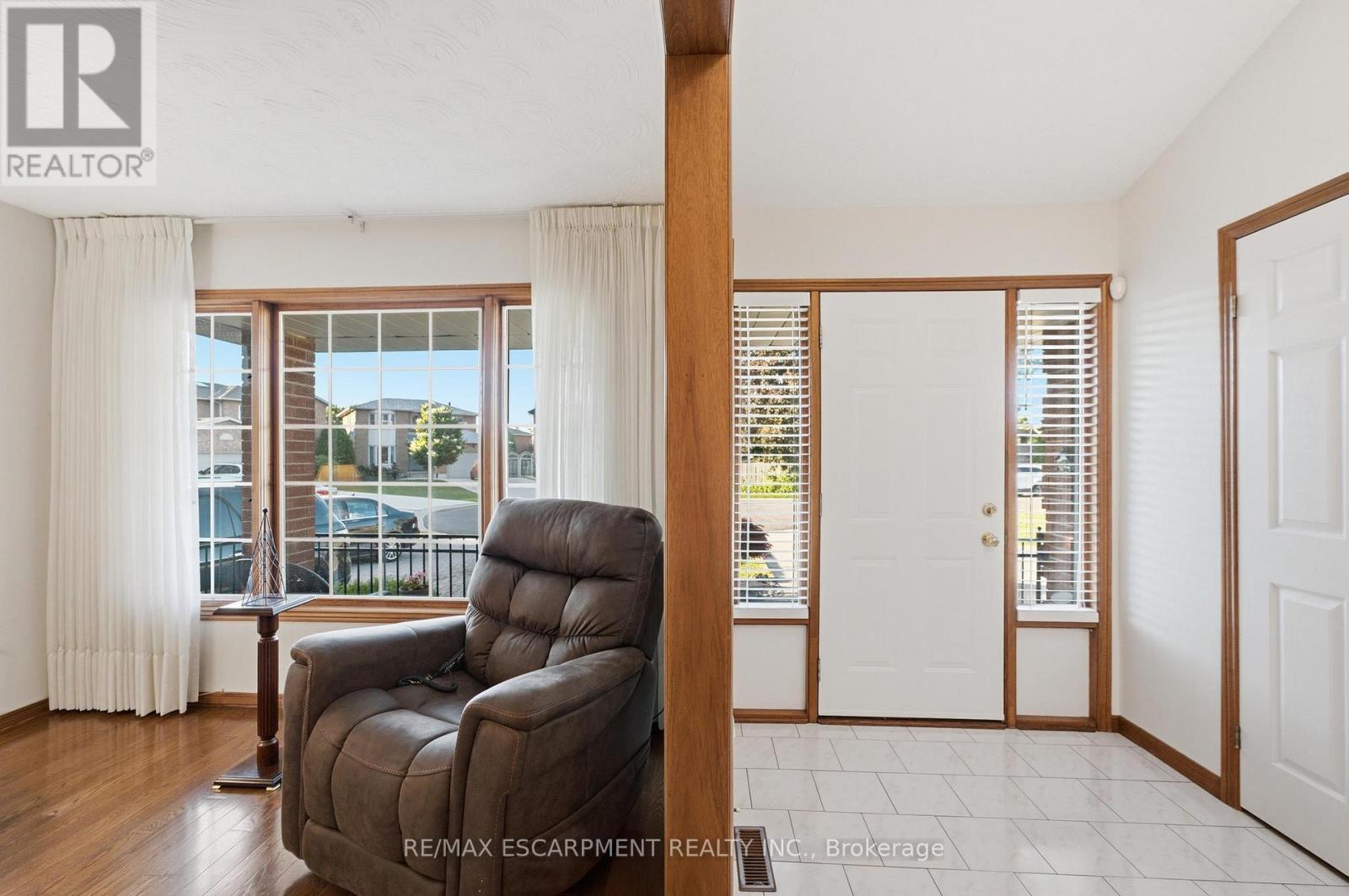 11 Gabriele Court, Hamilton, Ontario  L8G 5C4 - Photo 6 - X13468732