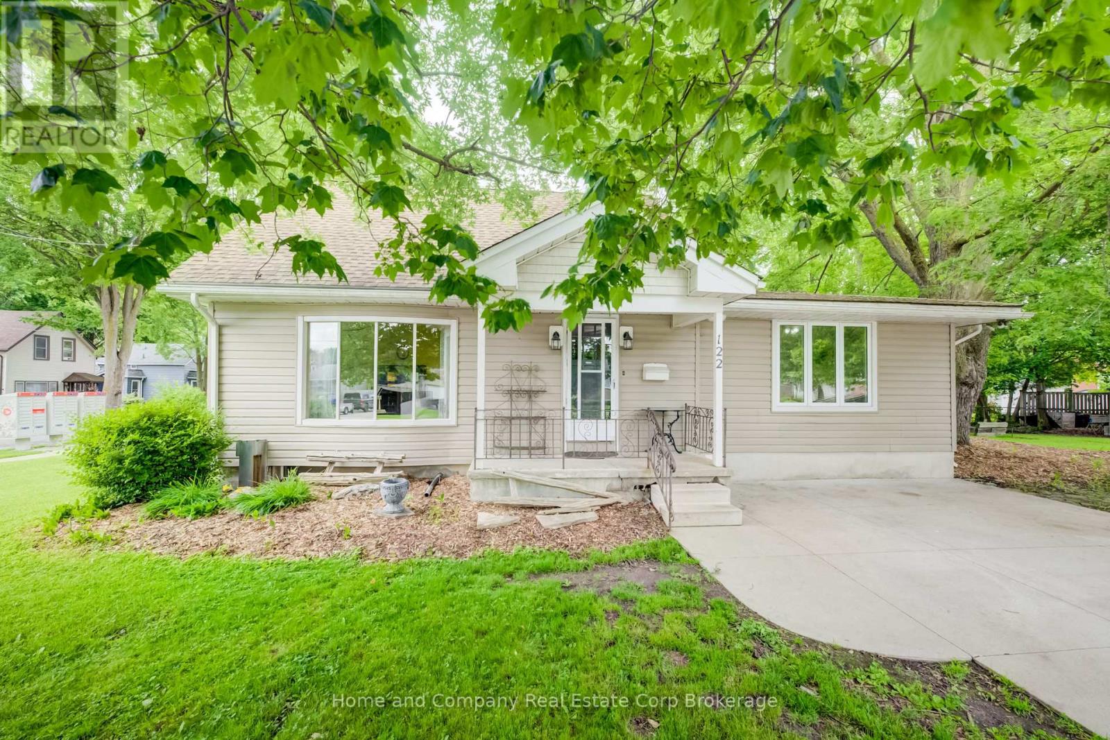 122 BRYDGES STREET, Stratford, Ontario