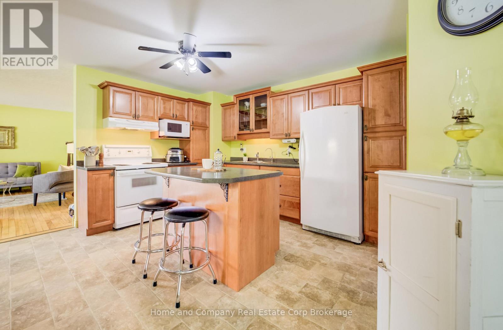 122 Brydges Street, Stratford, Ontario  N5A 1R9 - Photo 8 - X13500128