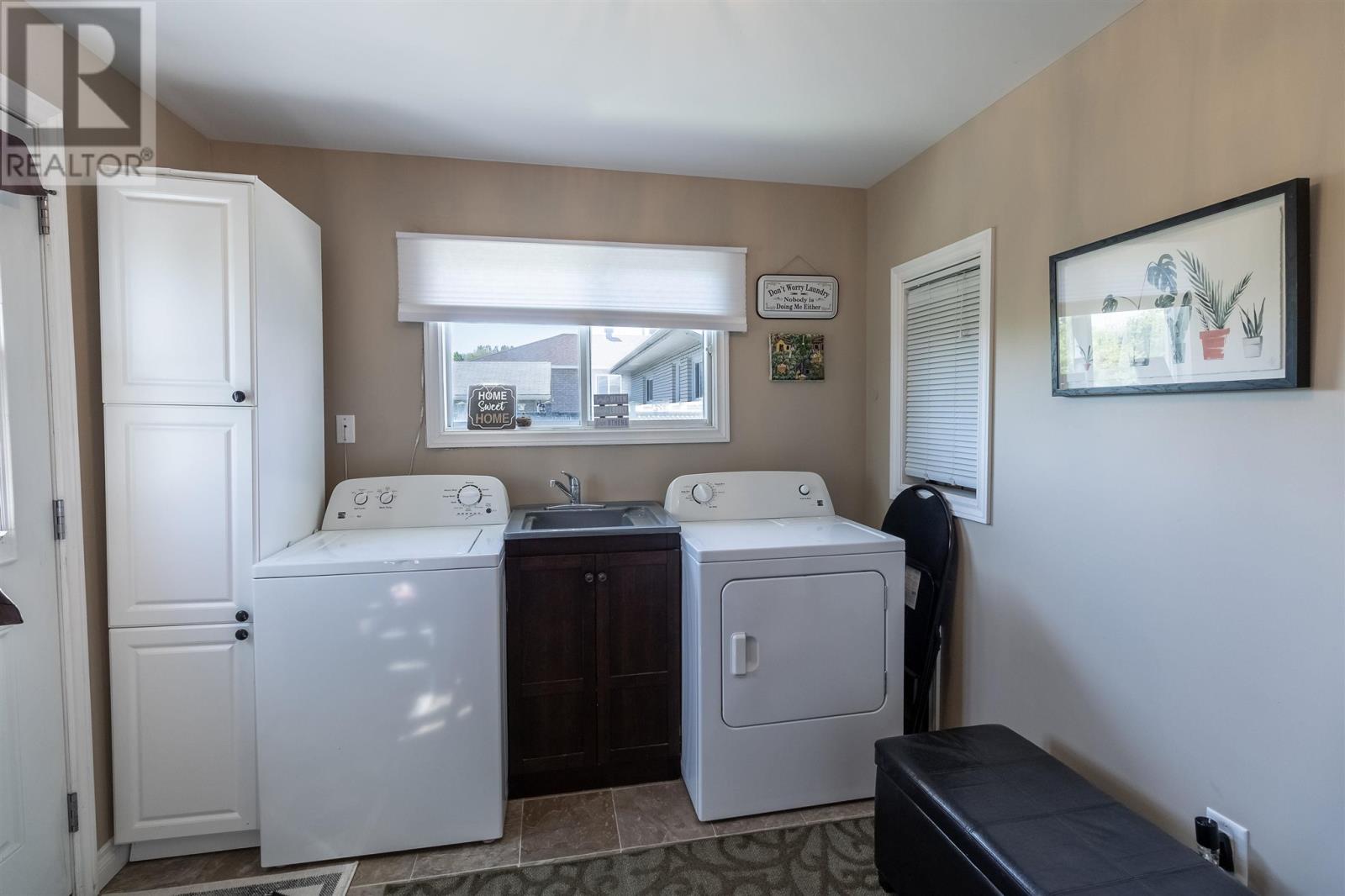 8 Dawson Ave, Sault Ste. Marie, Ontario  P6C 4B3 - Photo 11 - SM261297