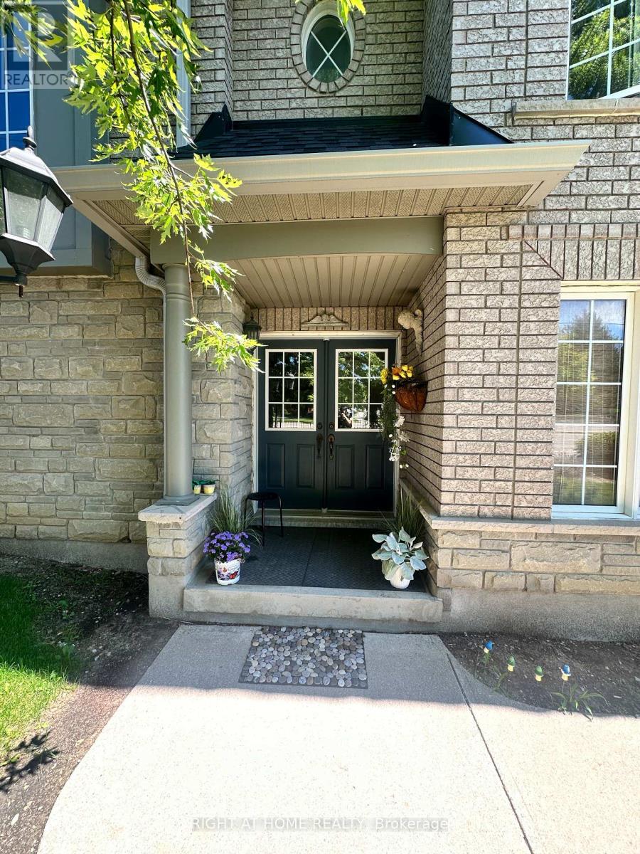 12 - 485 Bristol Road W, Mississauga, Ontario  L5R 4G2 - Photo 3 - W13492022