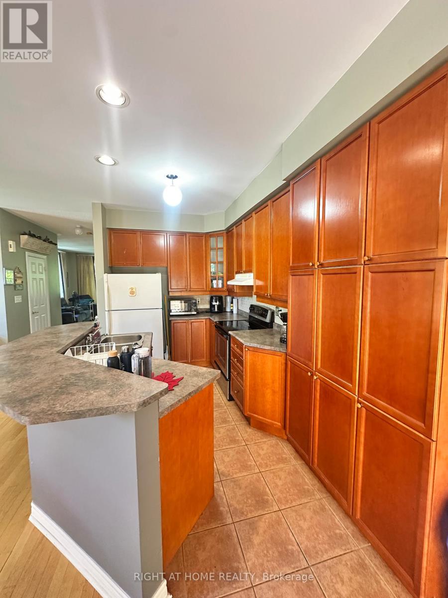 12 - 485 Bristol Road W, Mississauga, Ontario  L5R 4G2 - Photo 6 - W13492022