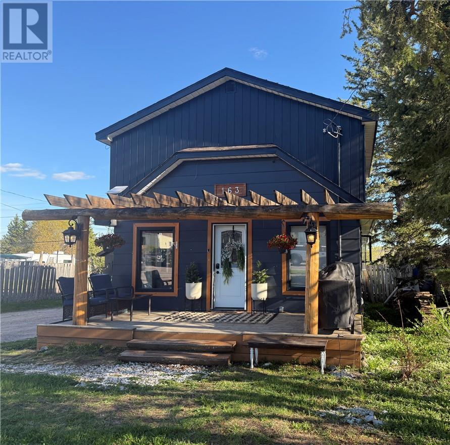 163 Anson, Iroquois Falls, Ontario