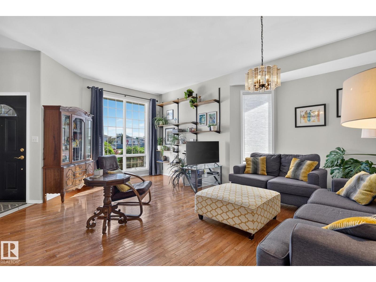 5939 157 Av NW, Edmonton, Alberta  T5Y 2M8 - Photo 7 - E4496213