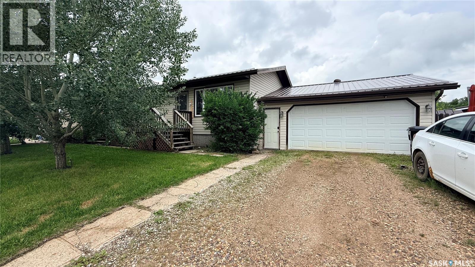 709 Bradley AVENUE, bienfait, Saskatchewan