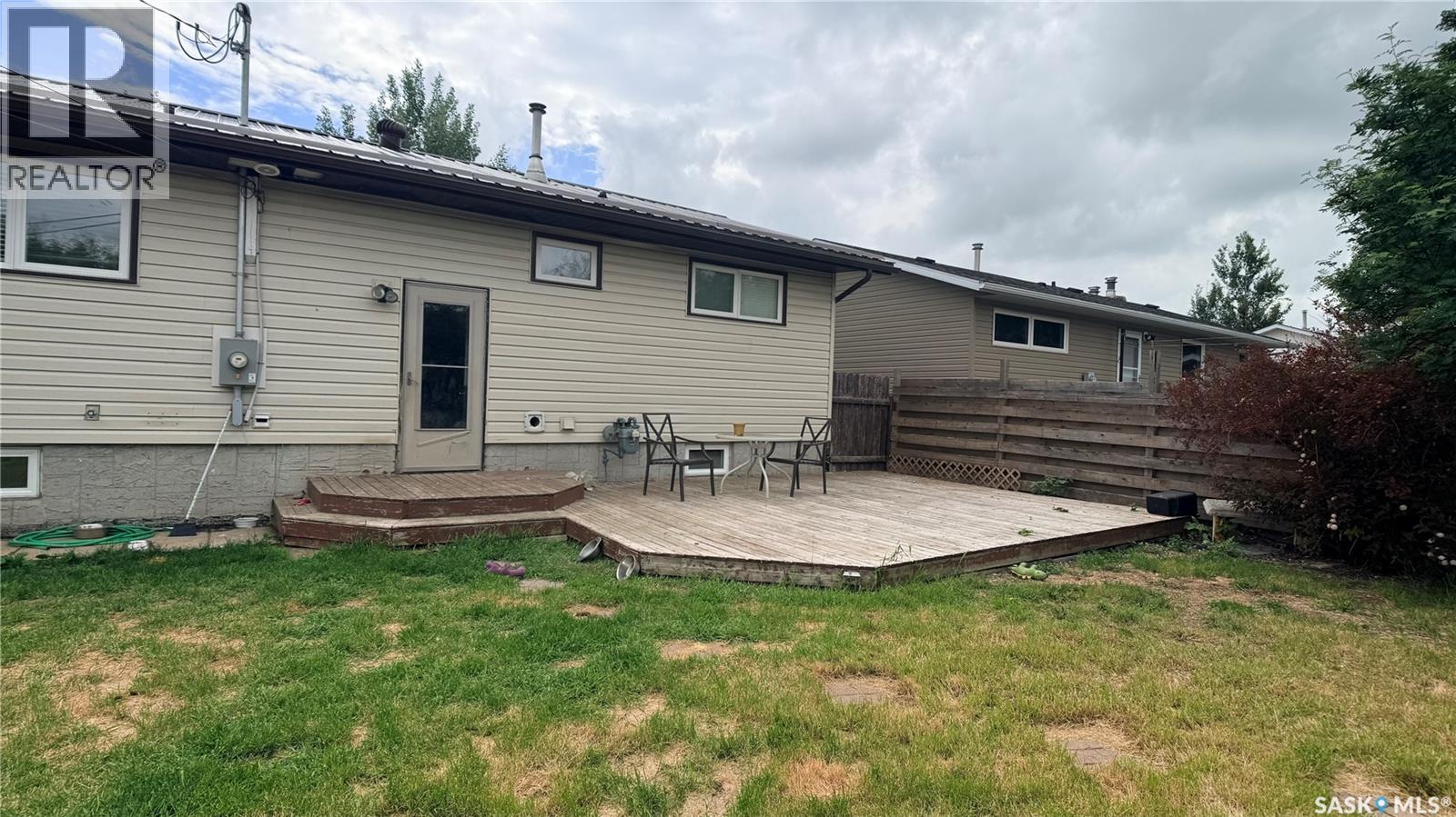 709 Bradley Avenue, Bienfait, Saskatchewan  S0C 0M0 - Photo 30 - SK040903