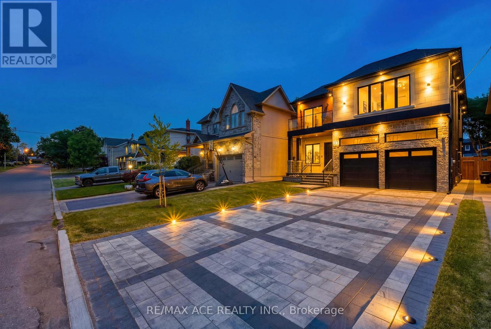 61 Harewood Avenue, Toronto, Ontario  M1M 2R4 - Photo 3 - E13500160