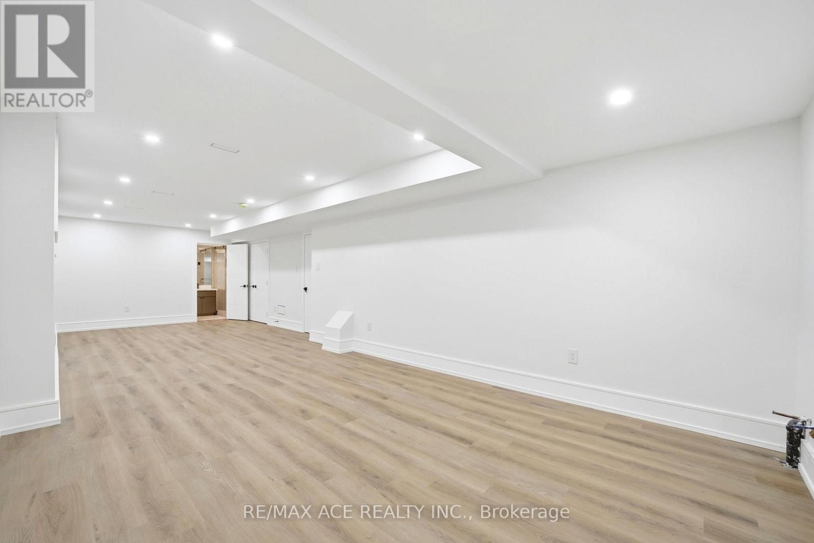 61 Harewood Avenue, Toronto, Ontario  M1M 2R4 - Photo 38 - E13500160