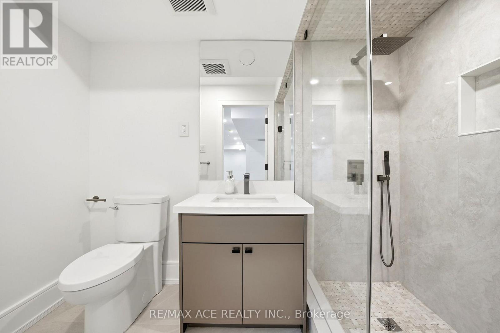 61 Harewood Avenue, Toronto, Ontario  M1M 2R4 - Photo 40 - E13500160