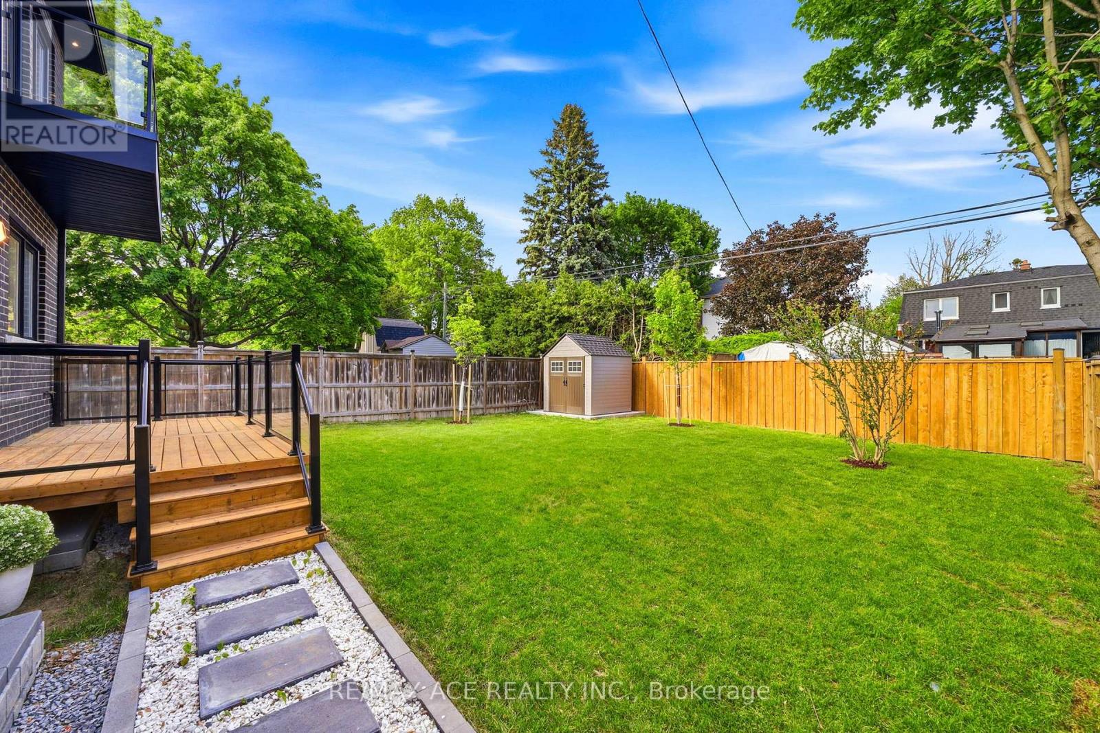 61 Harewood Avenue, Toronto, Ontario  M1M 2R4 - Photo 44 - E13500160