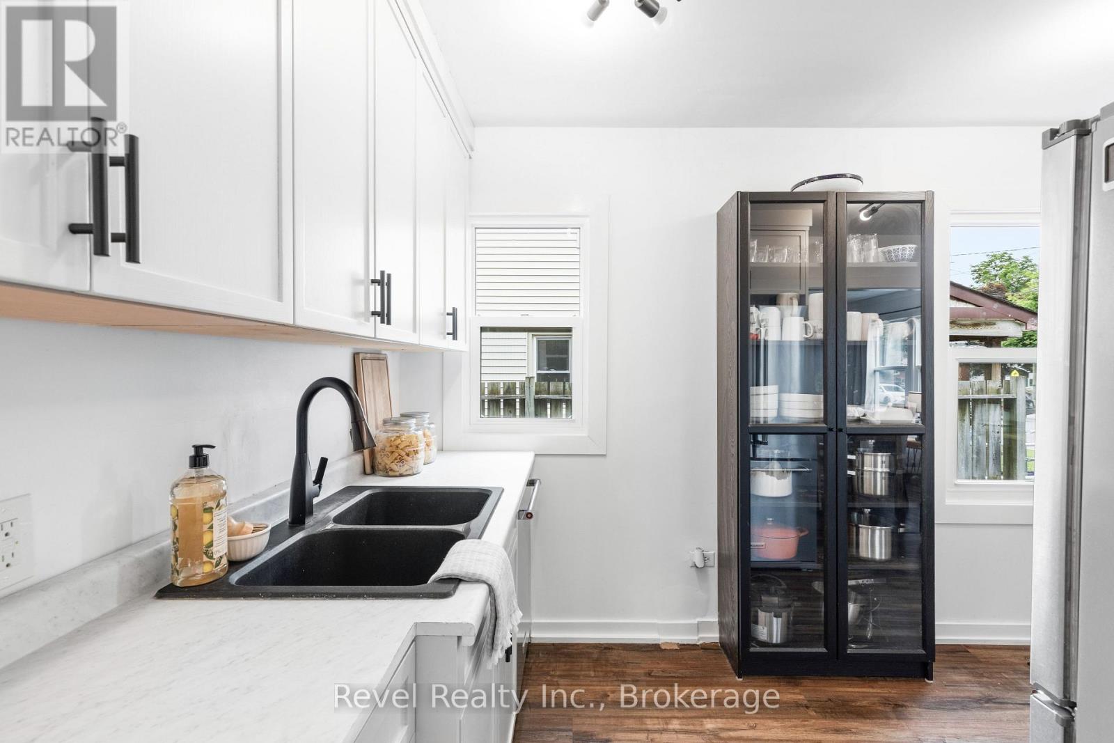 41 Melbourne Street E, Kawartha Lakes, Ontario  K9V 1X8 - Photo 16 - X13500286