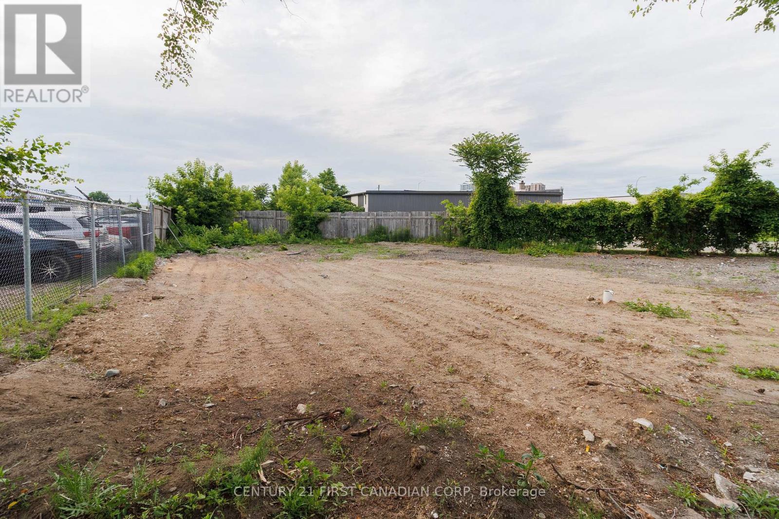576 Horton Street E, London East, Ontario  N6B 1M7 - Photo 6 - X13500424