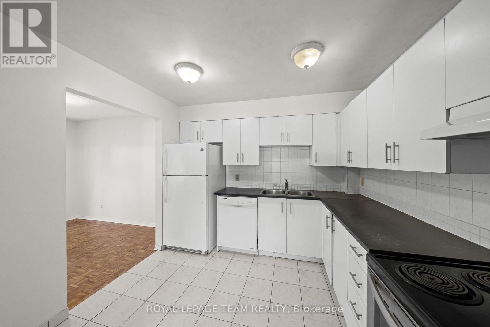 1991 Banff Avenue, Ottawa, Ontario  K1V 7X6 - Photo 12 - X13500338