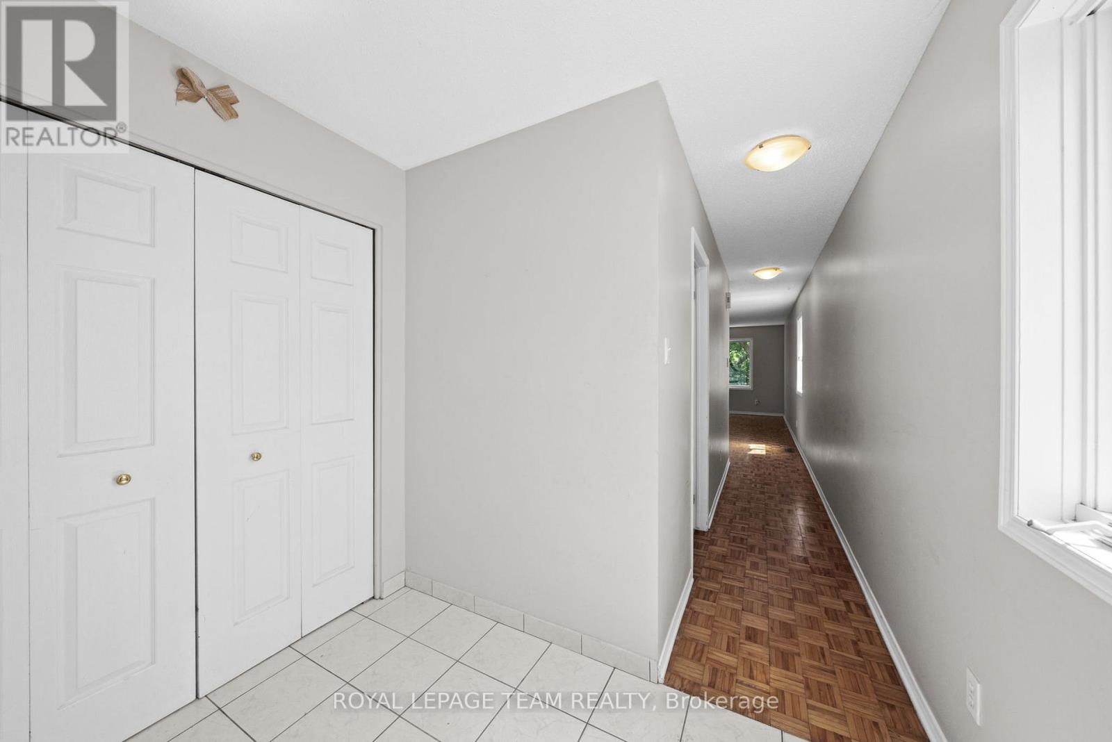 1991 Banff Avenue, Ottawa, Ontario  K1V 7X6 - Photo 29 - X13500338