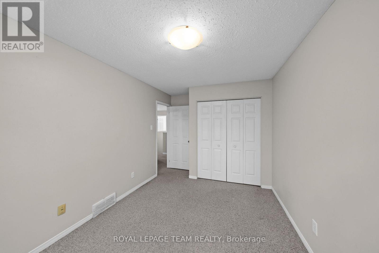 1991 Banff Avenue, Ottawa, Ontario  K1V 7X6 - Photo 45 - X13500338