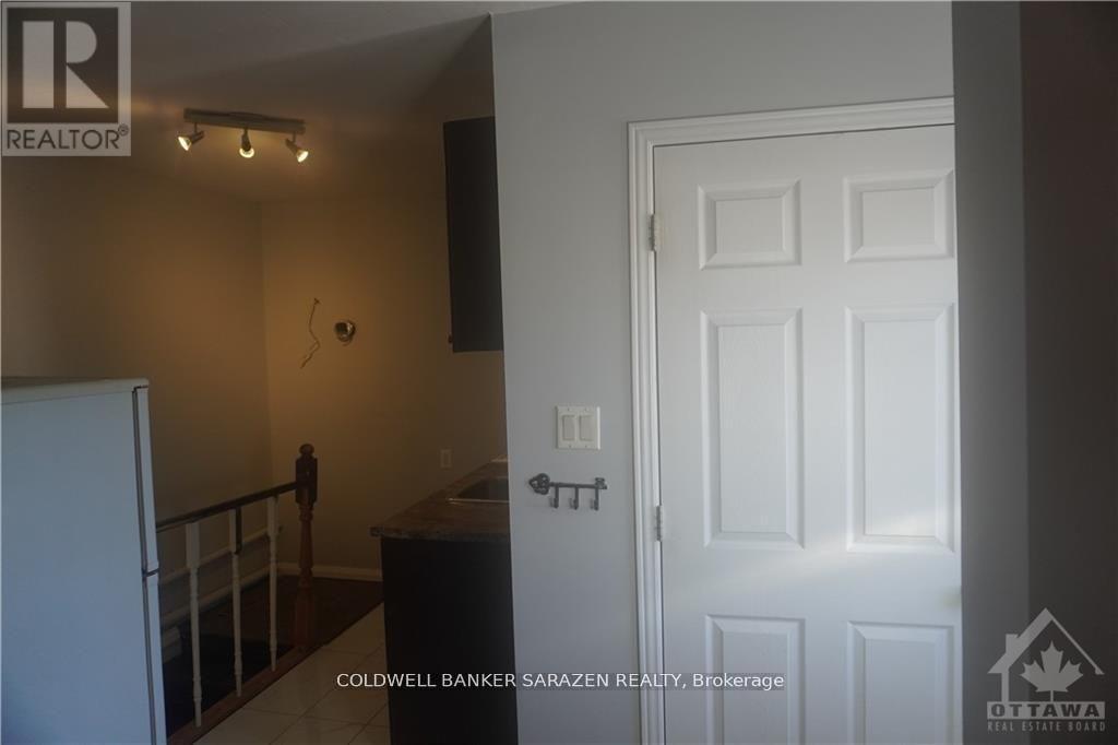 3 - 326 Flora Street, Ottawa, Ontario  K1R 5S3 - Photo 6 - X13500374