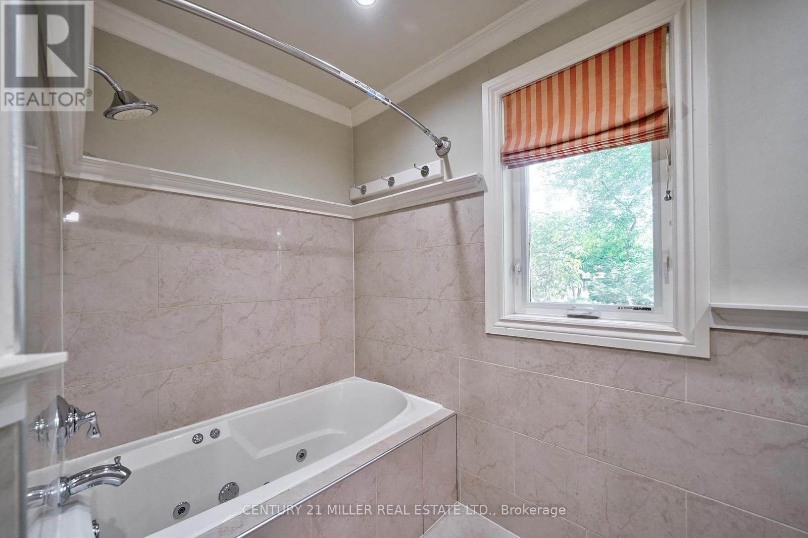 1386 Hixon Street, Oakville, Ontario  L6L 1R7 - Photo 21 - W13500088
