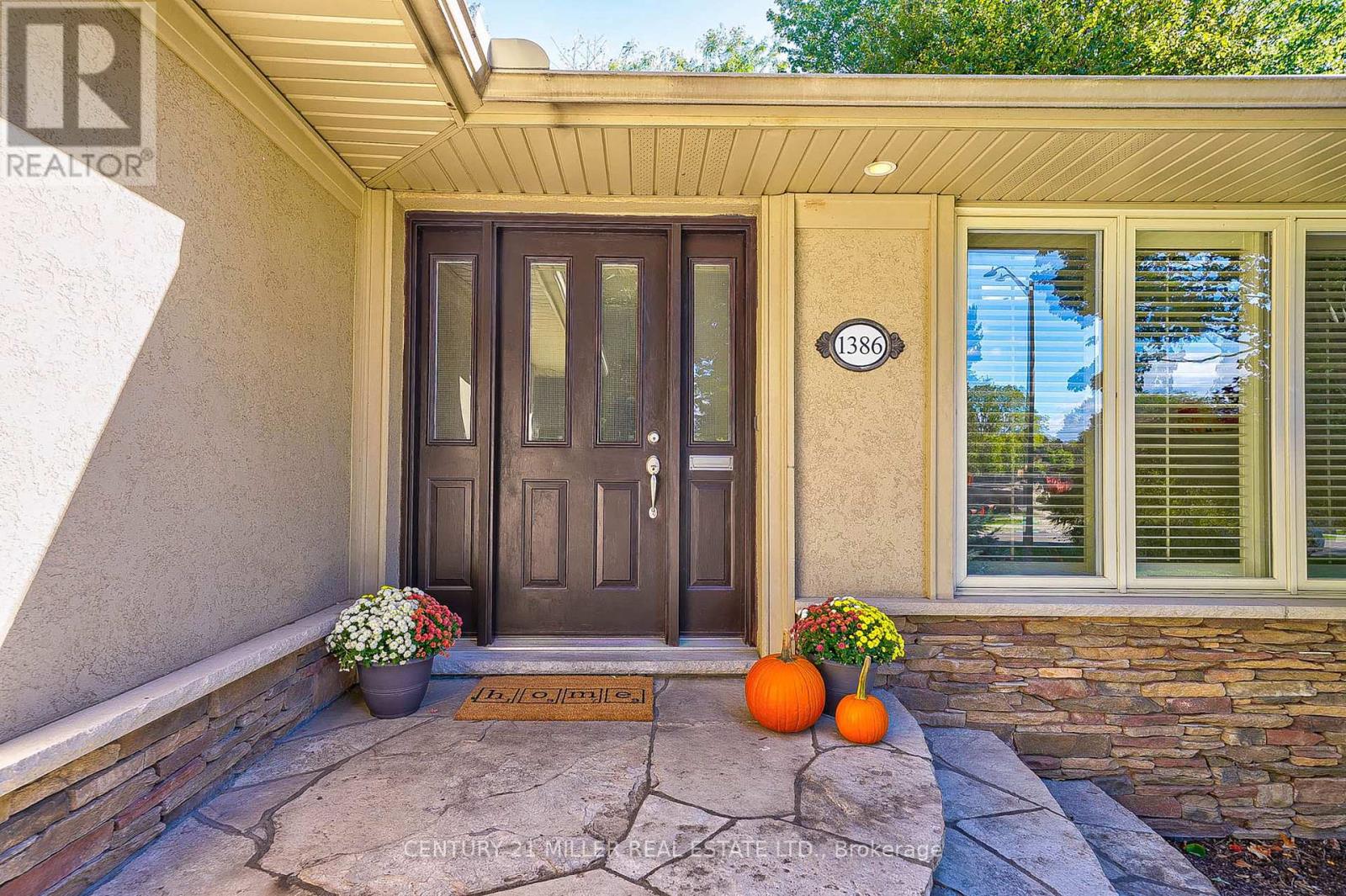 1386 Hixon Street, Oakville, Ontario  L6L 1R7 - Photo 6 - W13500088