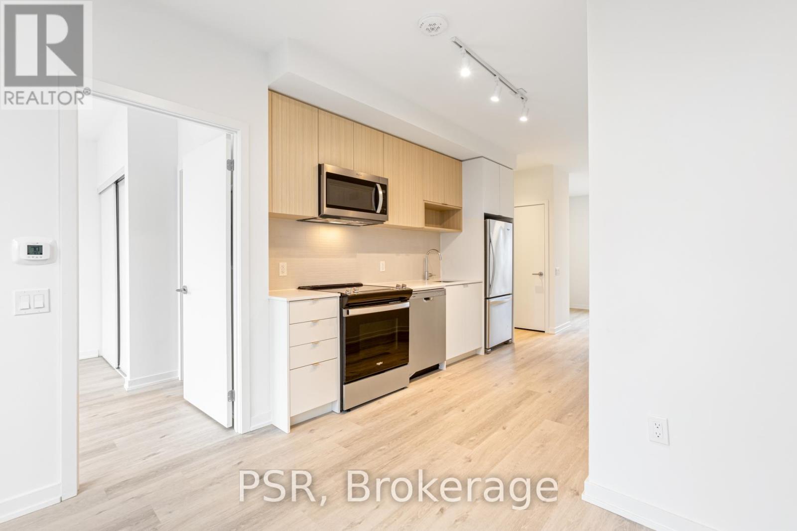 229 - 49 Broadfield Drive W, Toronto, Ontario  M9C 0E3 - Photo 9 - W13500174