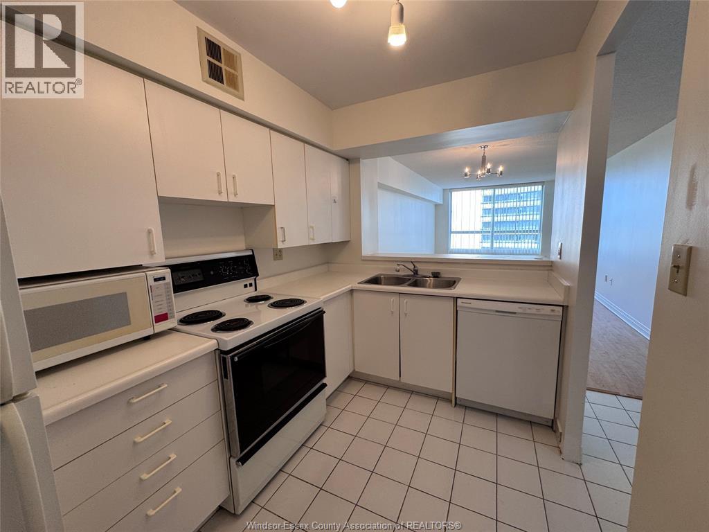 75 Riverside Drive East Unit# 406, Windsor, Ontario  N9A 2S4 - Photo 6 - 26015443