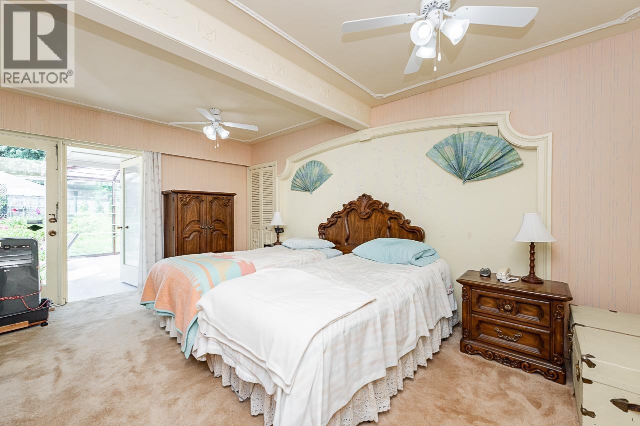 1110 Handsworth Road, North Vancouver, British Columbia  V7R 2A8 - Photo 12 - R3139246