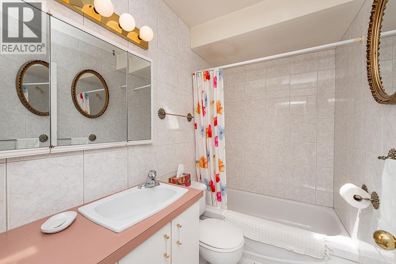 1110 Handsworth Road, North Vancouver, British Columbia  V7R 2A8 - Photo 16 - R3139246
