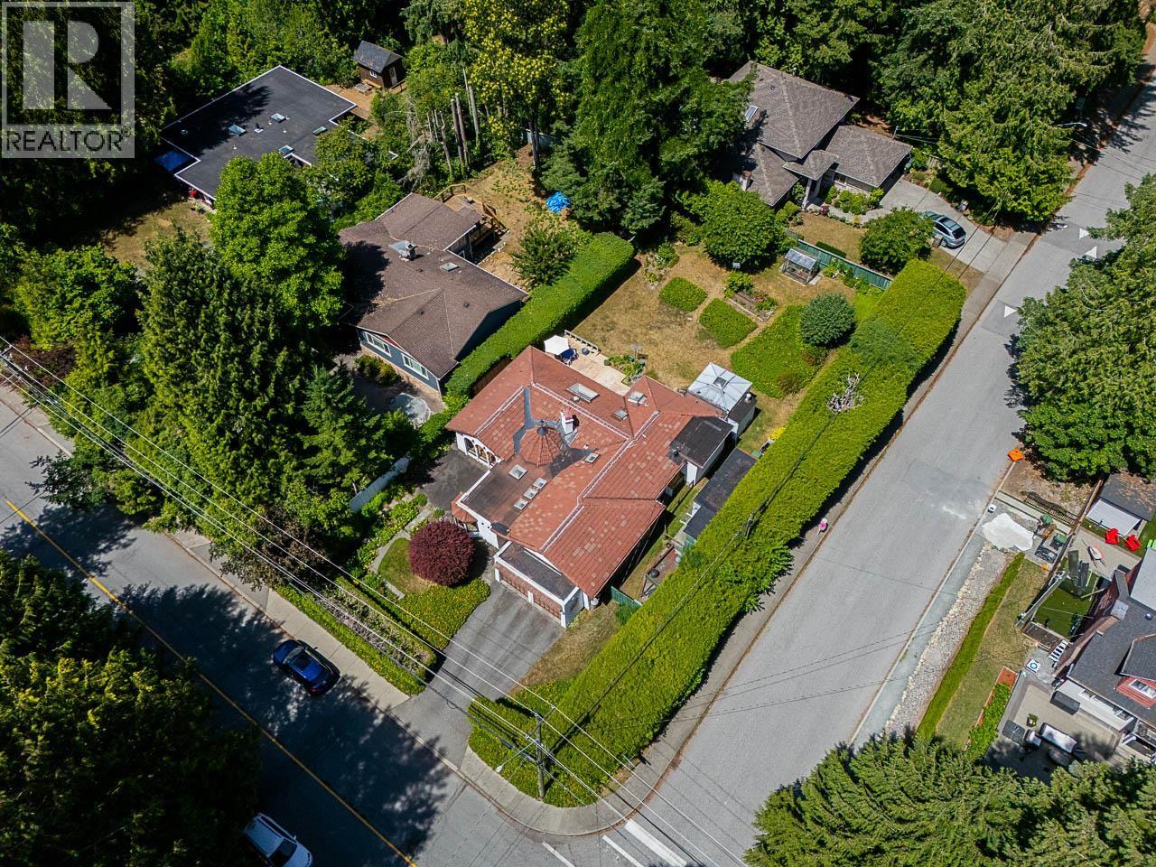 1110 Handsworth Road, North Vancouver, British Columbia  V7R 2A8 - Photo 31 - R3139246