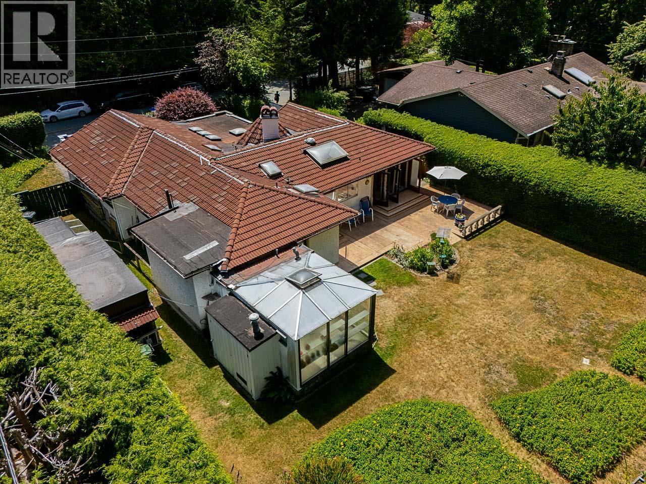 1110 Handsworth Road, North Vancouver, British Columbia  V7R 2A8 - Photo 38 - R3139246