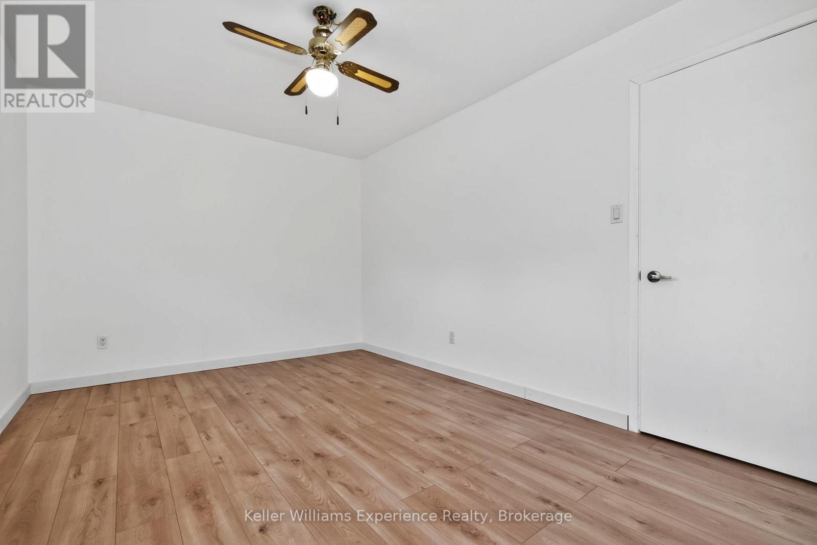 42 Easton Avenue, Tay, Ontario  L0K 1R0 - Photo 22 - S13500294