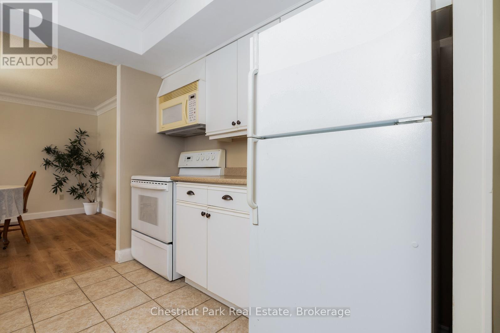102 - 172 Eighth Street, Collingwood, Ontario  L9Y 4T2 - Photo 7 - S13500320