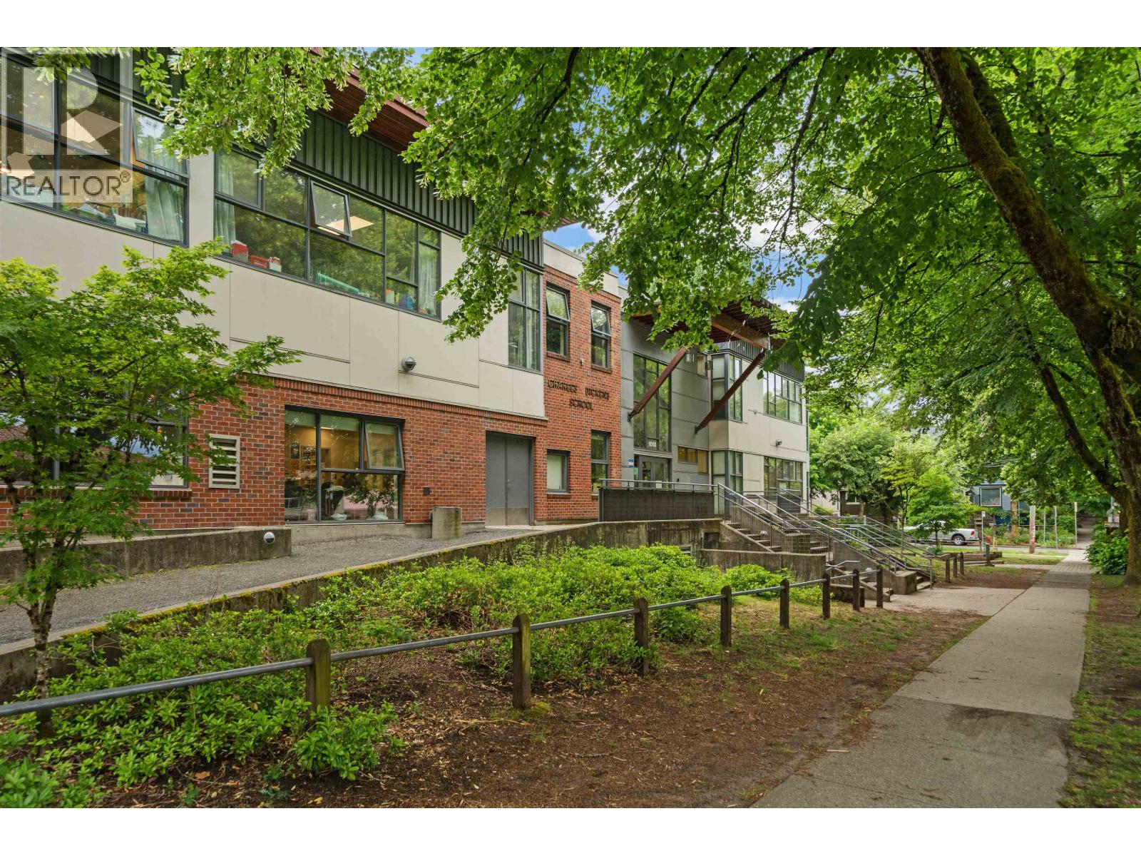 3128 Inverness Street, Vancouver, British Columbia  V5T 0J6 - Photo 40 - R3140496