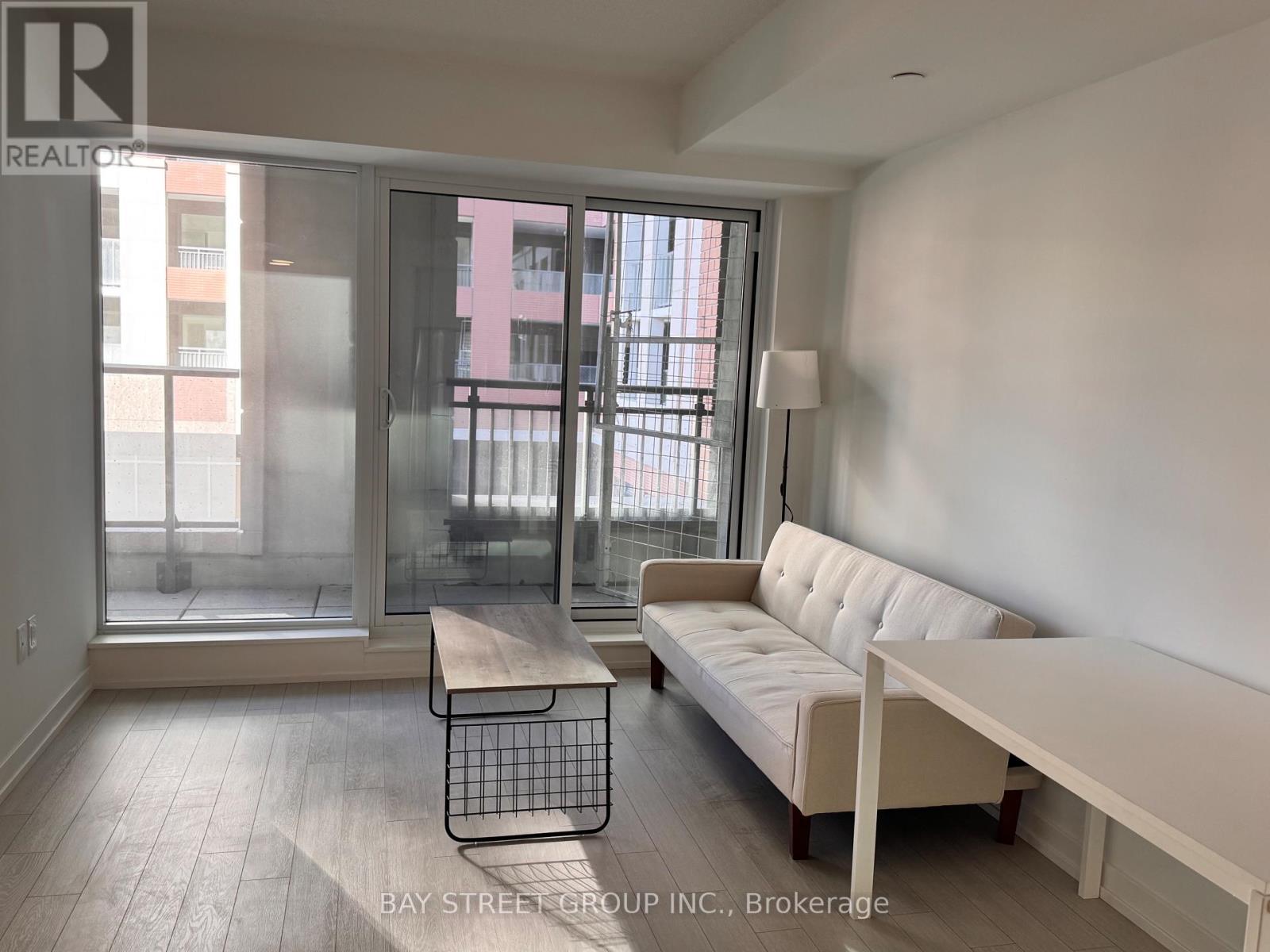 205 - 4010 Eglinton Avenue W, Toronto, Ontario  M9A 0G5 - Photo 3 - W13429480