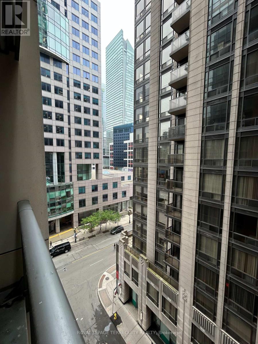 706 - 8 Mercer Street, Toronto, Ontario  M5V 0C4 - Photo 33 - C13500346