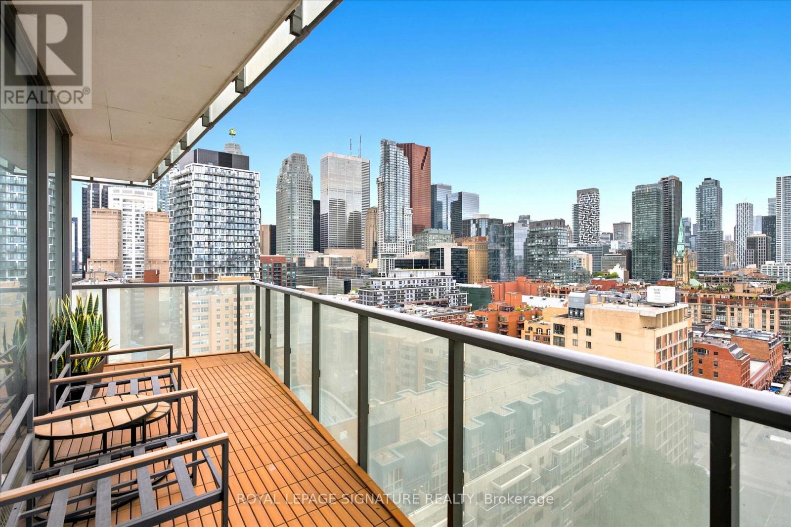 1504 - 1 Market Street, Toronto, Ontario  M5E 0A2 - Photo 13 - C13500430