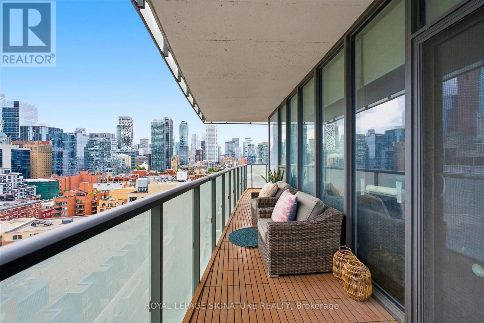 1504 - 1 Market Street, Toronto, Ontario  M5E 0A2 - Photo 14 - C13500430